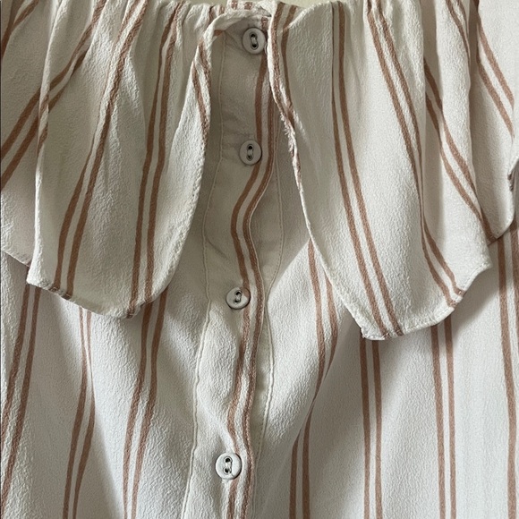 Privacy Please Ruffle Stripe Blouse-Small - Picture 2 of 11